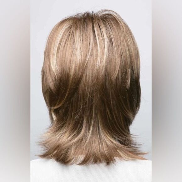 Rene of Paris Bailey Wig creamy toffee NWT in box - Picture 4 of 8